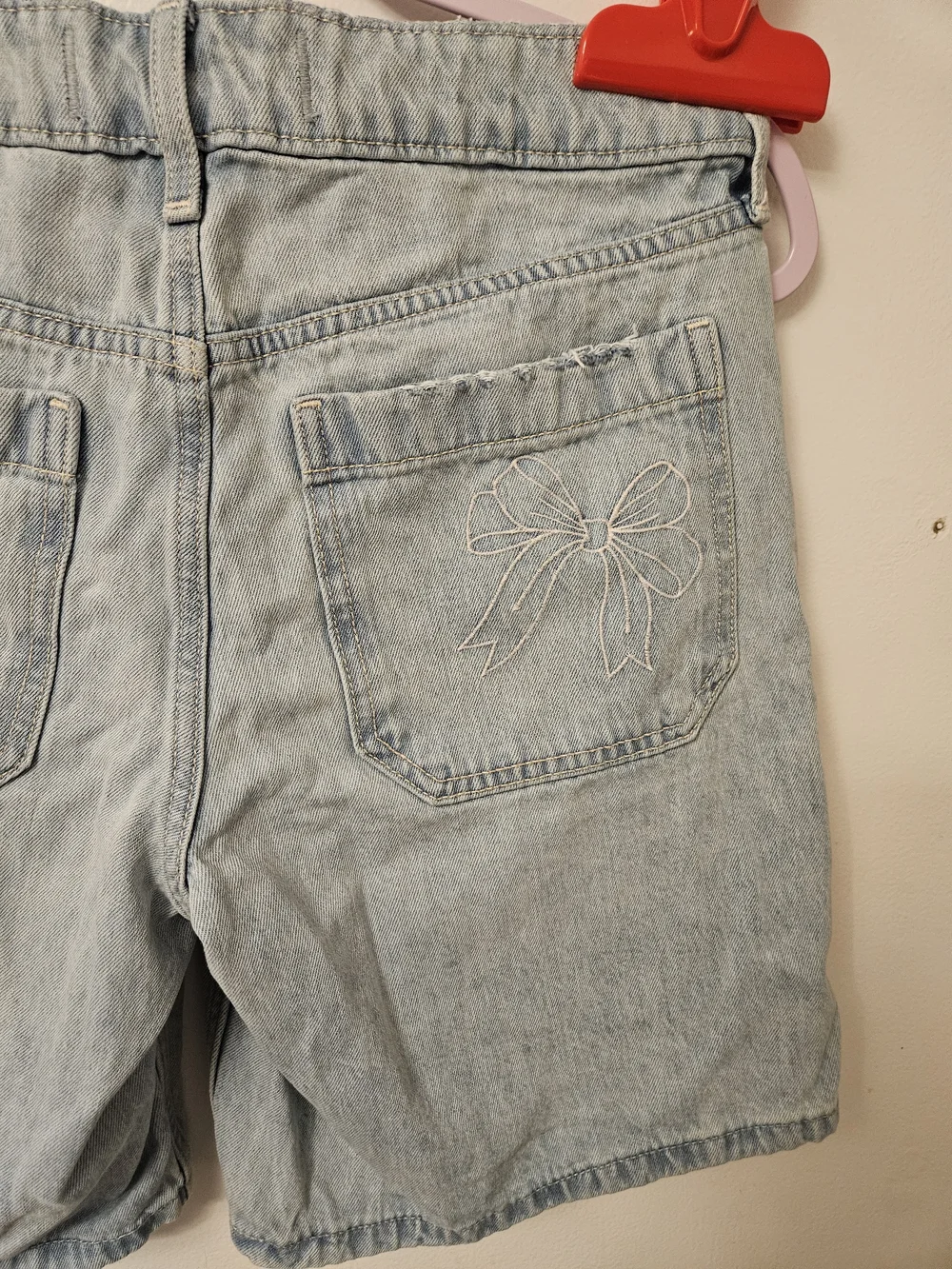Hollister NWOT Light Blue Low Rise Baggy Denim Shorts/Jorts With Bow Embroidery